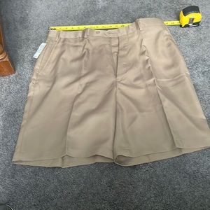 Men’s golf shorts from Jo’s a banks. Size  36 reg